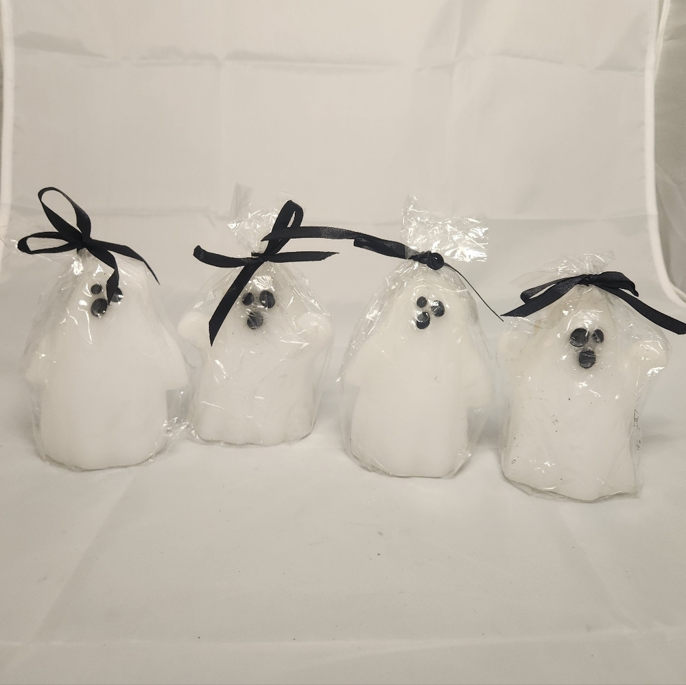 Set of 4 4” Wax Coated LED Ghost Lights Spooky Halloween Decor 2 Dif. De…